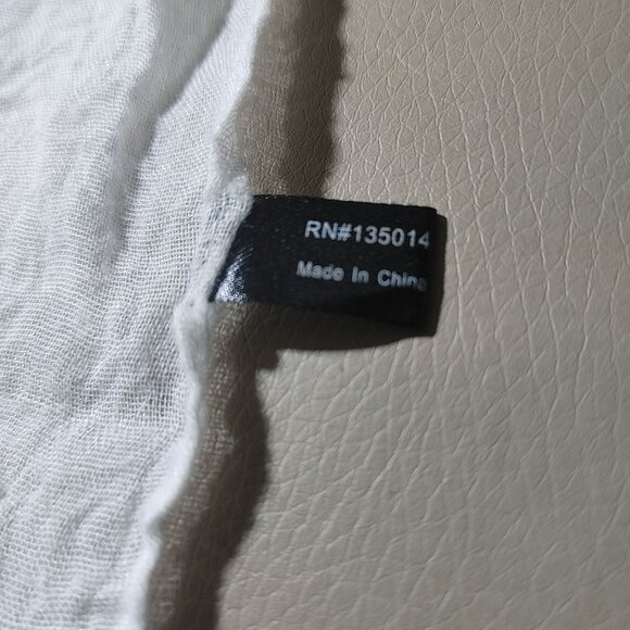 Shawl Wrap Scarf Leopard Cat Print Cotton Viscose Fringe 64 by 27 Black White - Picture 4 of 11